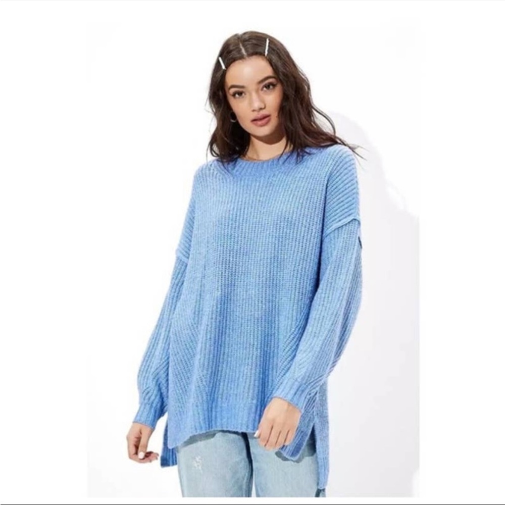 American Eagle AE Blue Oversized Dreamspun Long Sleeve Crew Neck Sweater Medium.